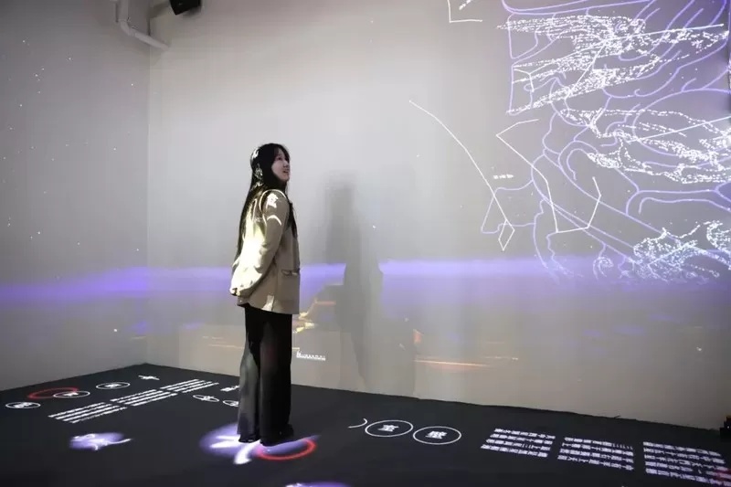 人民艺术 |  第五届“大都东南”科技艺术展启幕：以艺术之笔书写“全域人工智能之城”新篇章 