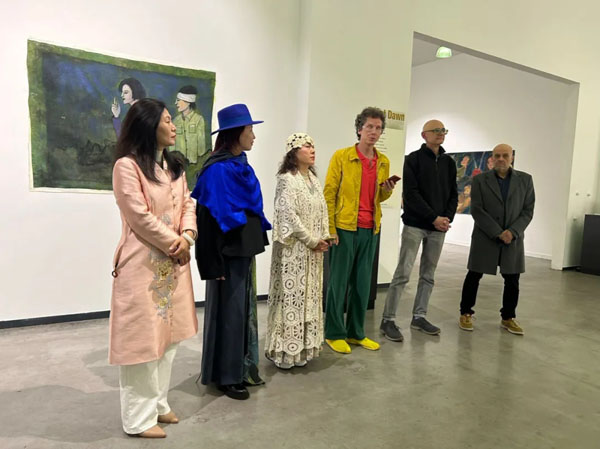 人民艺术 |  德国现场｜《沉默的黎明》当代艺术展开幕 