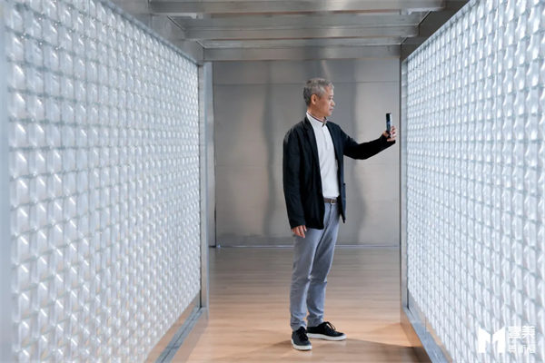 人民艺术 |  “视差—曾曦作品展”与“图层—鞠腾作品展”在壹美美术馆开幕 